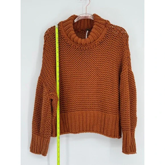 Free People Cowl Neck Chunky Knit Sweater Rust Orange Womens Sz M - Picture 2 of 8